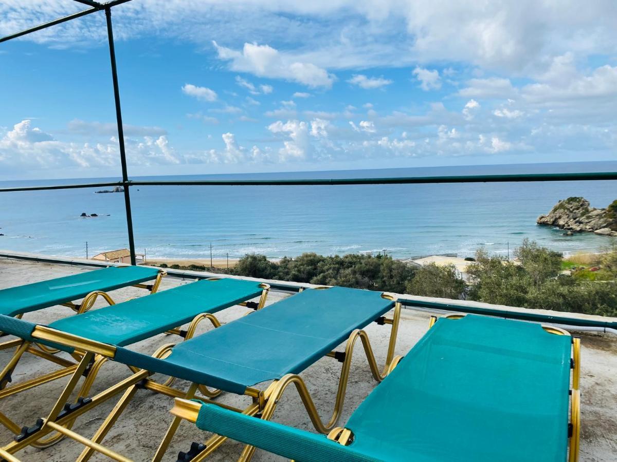 Papadatos Apts With Amazing View - 5Mins From The Beach Kontogialos Exterior photo