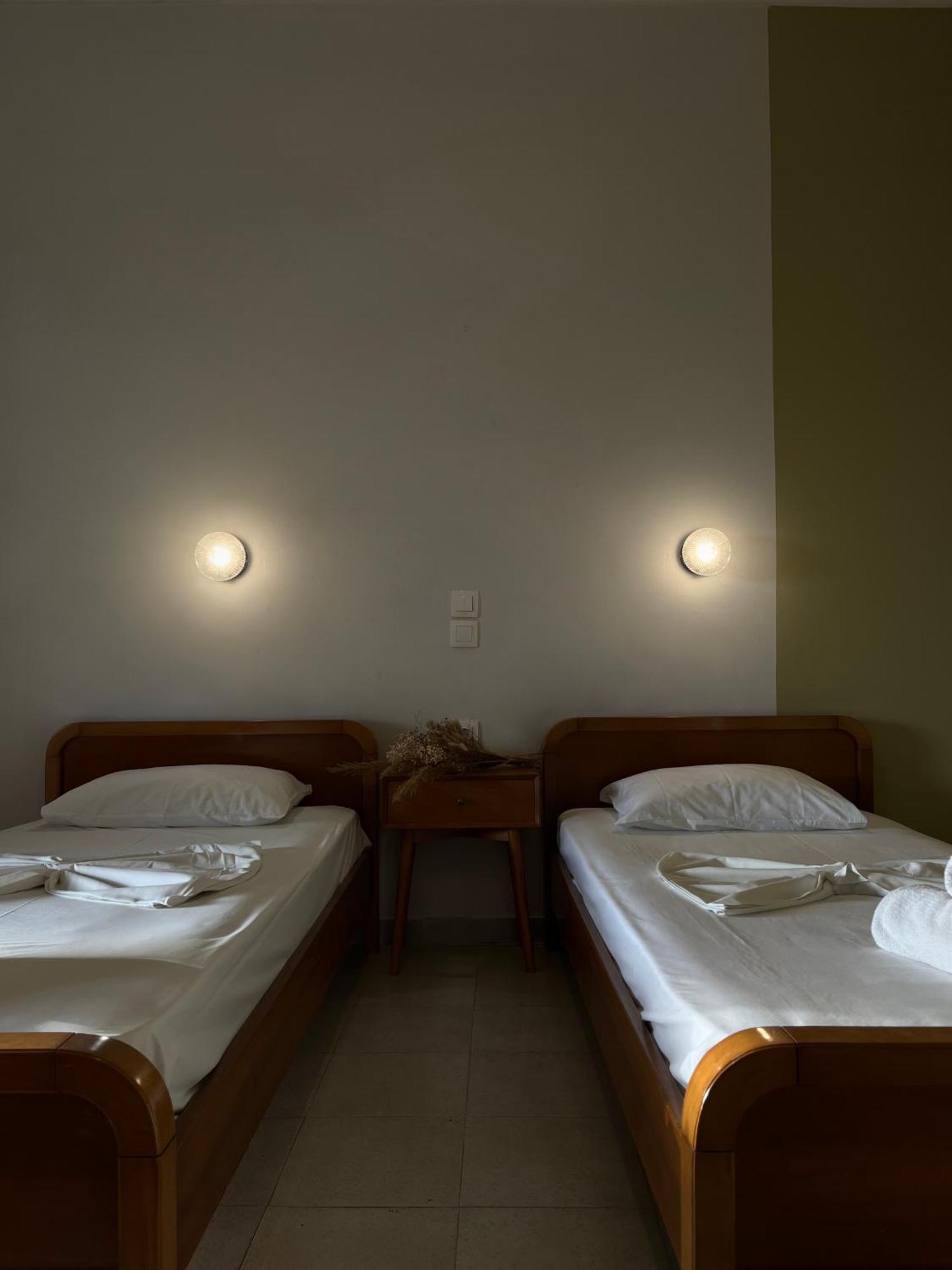 Papadatos Apts With Amazing View - 5Mins From The Beach Kontogialos Exterior photo